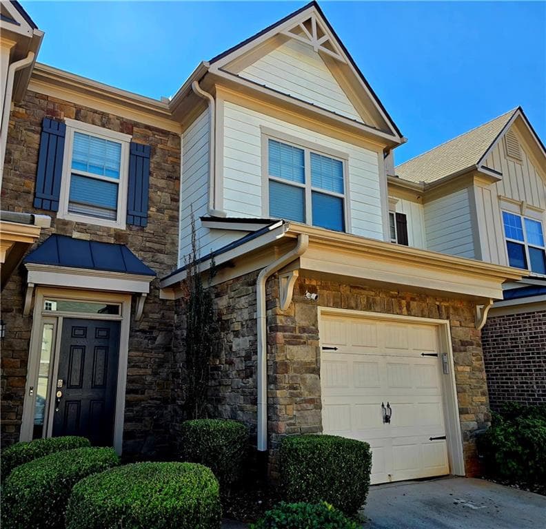 3 bedroom, 3 bathroom, 1,725 sq ft condominium for sale at 5147 Madeline Place, Stone Mountain, GA 30083