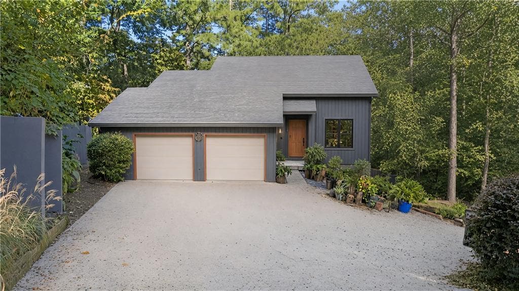 4 bedroom, 4 bathroom, 2,561 sq ft single family residence for sale at 326 W Claiborne Court, Marietta, GA 30066
