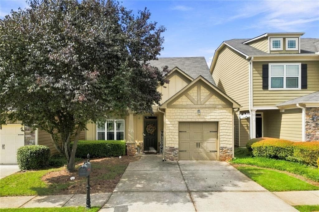 3 bedroom, 3 bathroom, 1,604 sq ft single family residence for sale at 65 Highland Pointe Circle, Dawsonville, GA 30534