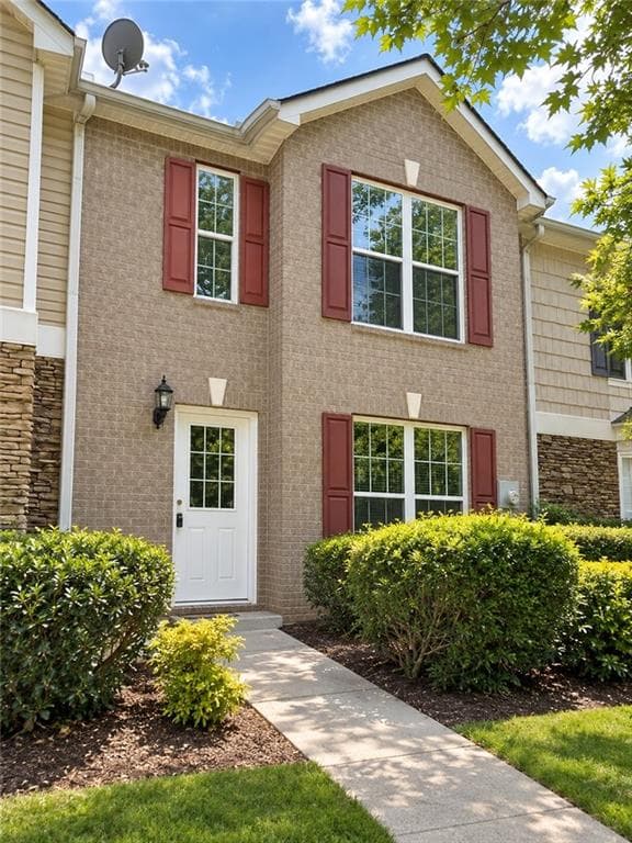 3 bedroom, 3 bathroom, 1,560 sq ft townhouse for sale at 3511 Waldrop Trail, Decatur, GA 30034