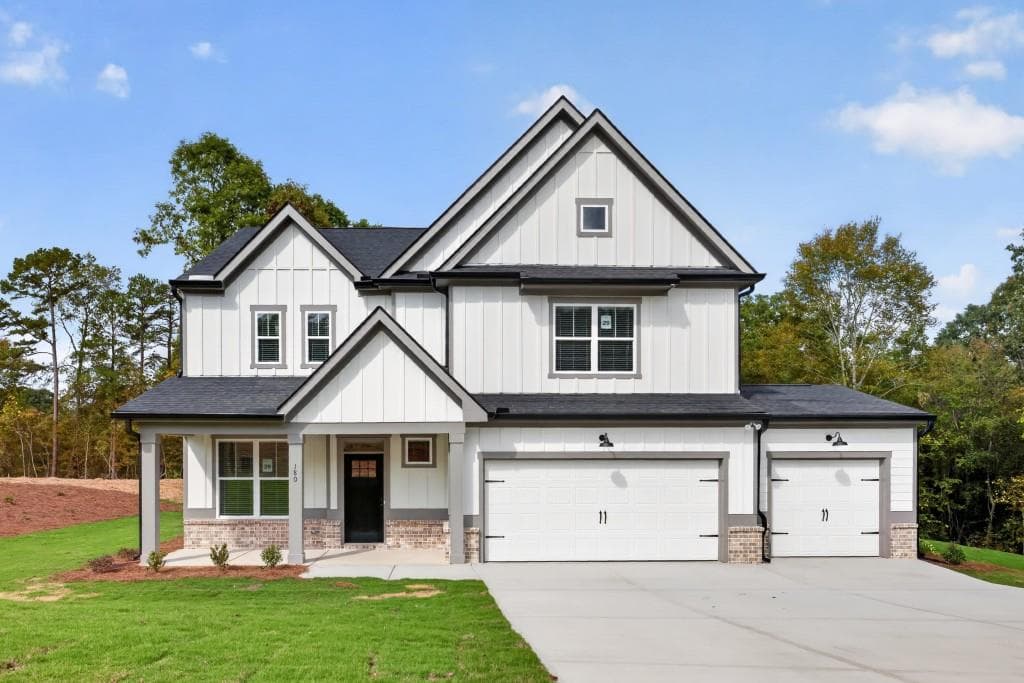 4 bedroom, 3 bathroom, 2,517 sq ft single family residence for sale at 108 Eagles Crest Drive, Commerce, GA 30529