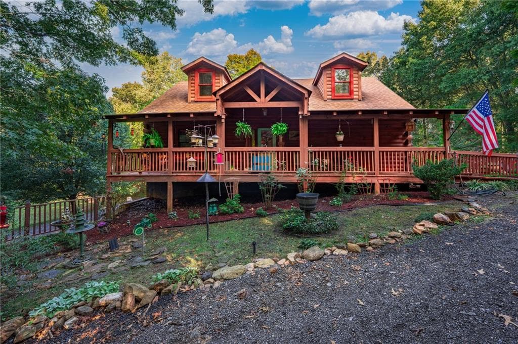3 bedroom, 3 bathroom, 1,792 sq ft single family residence for sale at 677 E Valley Road, Rydal, GA 30171