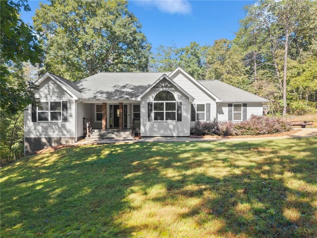 4 bedroom, 3 bathroom, 3,706 sq ft single family residence for sale at 227 Clarkesville Heights Drive, Clarkesville, GA 30523