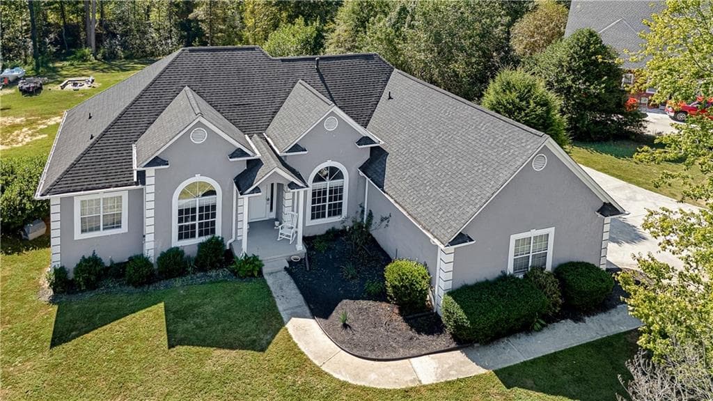 6 bedroom, 3 bathroom, 4,305 sq ft single family residence for sale at 12136 Edgewater Drive, Hampton, GA 30097