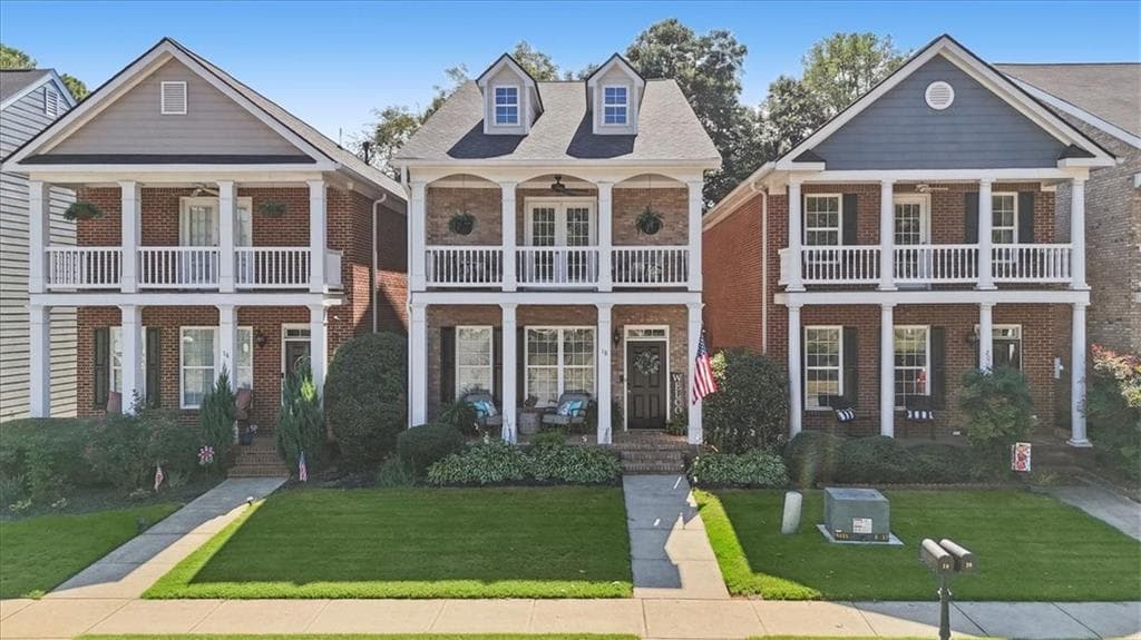 3 bedroom, 3 bathroom, 1,998 sq ft single family residence for sale at 18 Park Circle, Cartersville, GA 30120