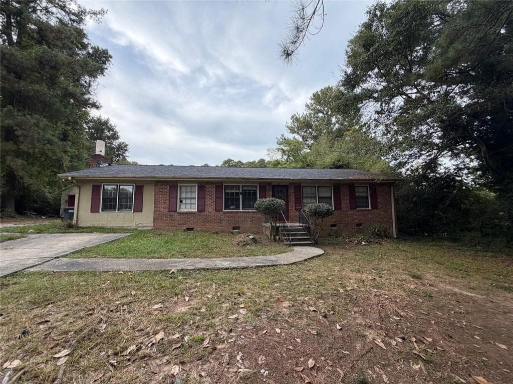 4 bedroom, 2 bathroom, 1,288 sq ft single family residence for sale at 1164 Azalea Circle, Marietta, GA 30062