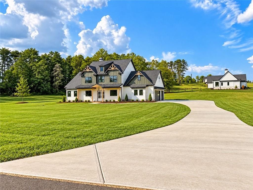 5 bedroom, 4 bathroom, 3,640 sq ft single family residence for sale at 121 Palisade Drive, Rydal, GA 30171
