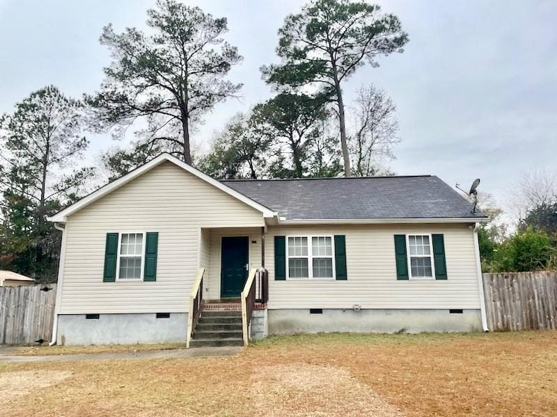 3 bedroom, 2 bathroom, 1,274 sq ft single family residence for rent at 5577 Dale Drive, Macon, GA 31206 for $1,400 a month