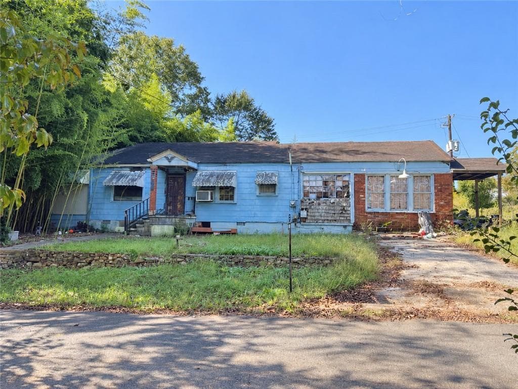 1 bedroom, 1 bathroom, 1,271 sq ft single family residence for sale at 3 Alford Drive, Rome, GA 30161