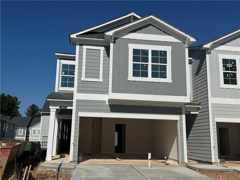 3 bedroom, 3 bathroom, 1,728 sq ft townhouse for sale at 2660 High View Court, Decatur, GA 30035