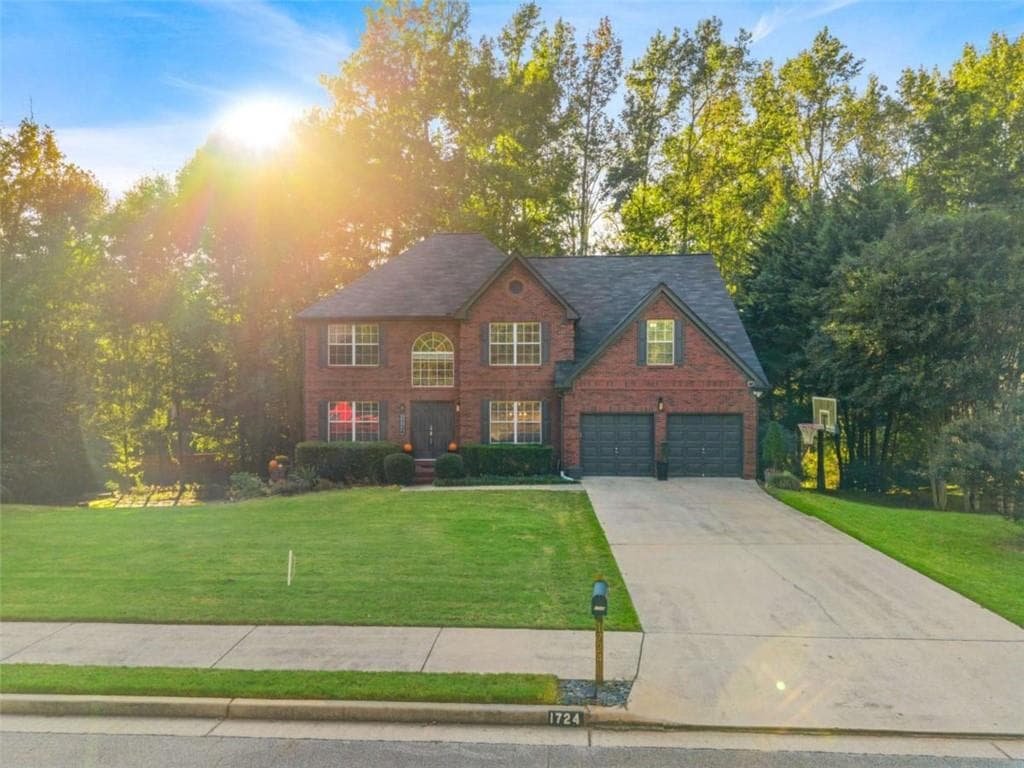 7 bedroom, 4 bathroom, 4,321 sq ft single family residence for sale at 1724 Birkshire Ridge, Mcdonough, GA 30252