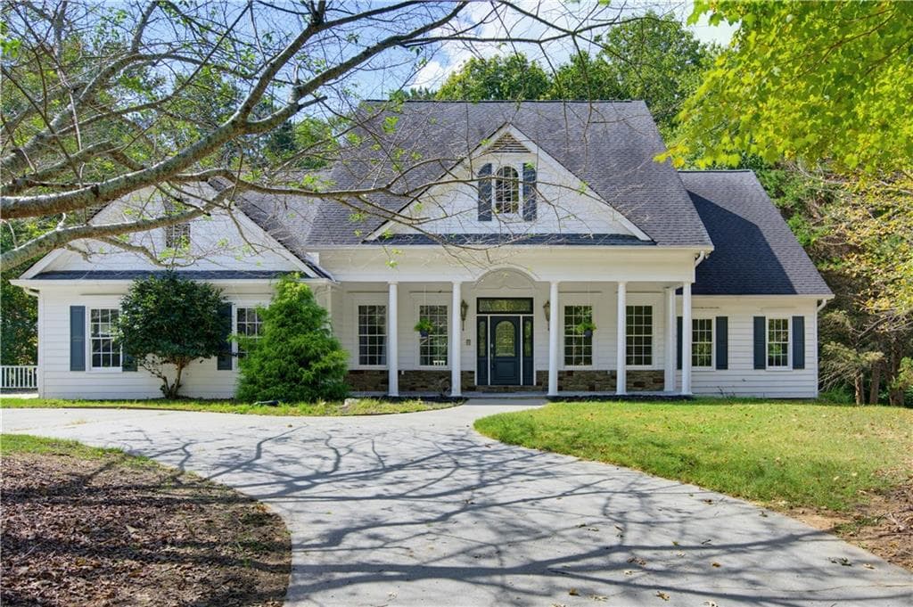 5 bedroom, 5 bathroom, 5,268 sq ft single family residence for sale at 4879 Goddards Ford Road, Gainesville, GA 30504