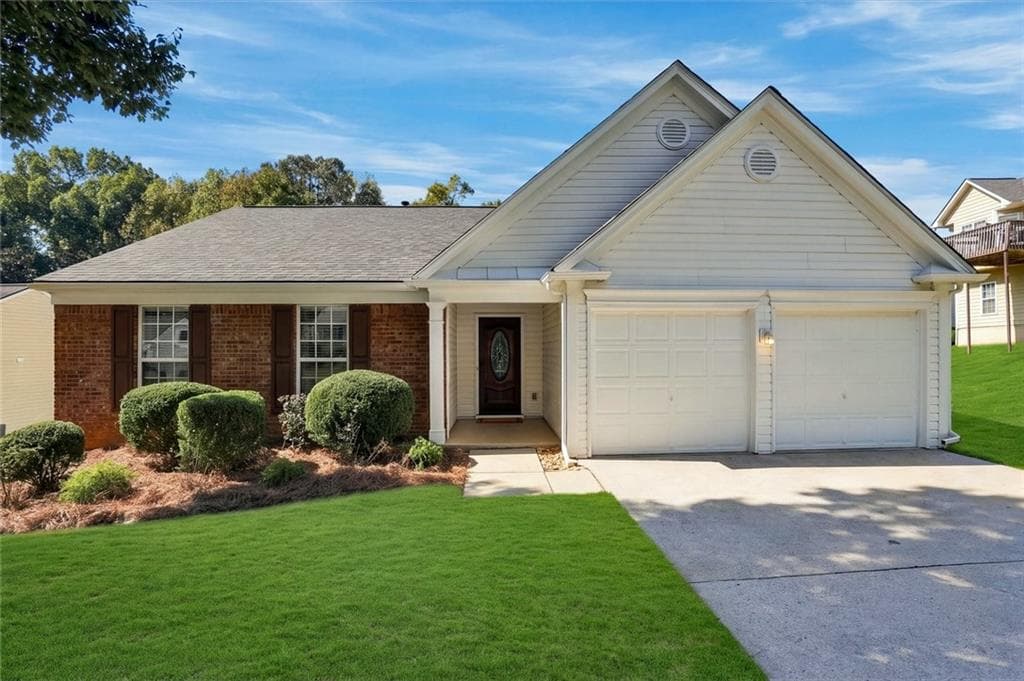 3 bedroom, 2 bathroom, 1,375 sq ft single family residence for rent at 136 Park Forest Drive, Kennesaw, GA 30144 for $2,200 a month