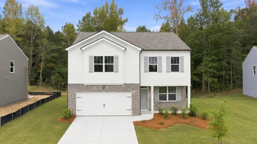 3 bedroom, 3 bathroom, 2,164 sq ft single family residence for sale at 106 Glenrise Road, Dallas, GA 30157