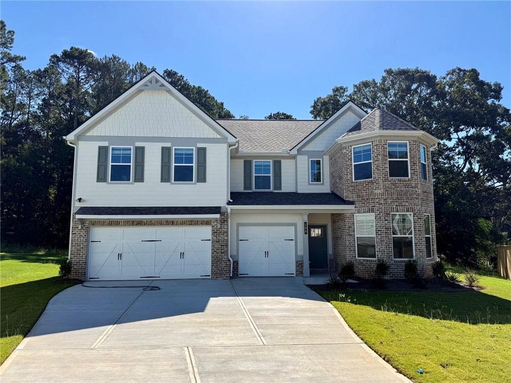 5 bedroom, 4 bathroom, 3,503 sq ft single family residence for sale at 199 Buffalo Trace, Stockbridge, GA 30281