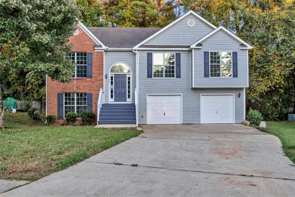 5 bedroom, 3 bathroom, 1,892 sq ft single family residence under contract at 4001 Angels Drive, Stockbridge, GA 30281