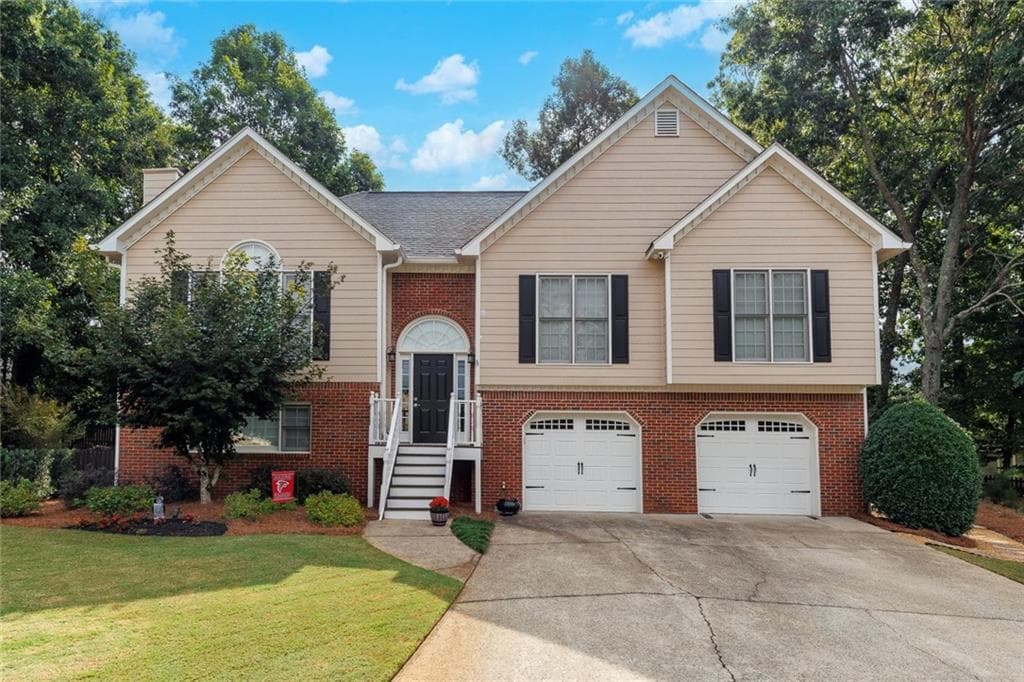 5 bedroom, 3 bathroom, 2,878 sq ft single family residence for sale at 253 Old Tassel Court, Woodstock, GA 30189