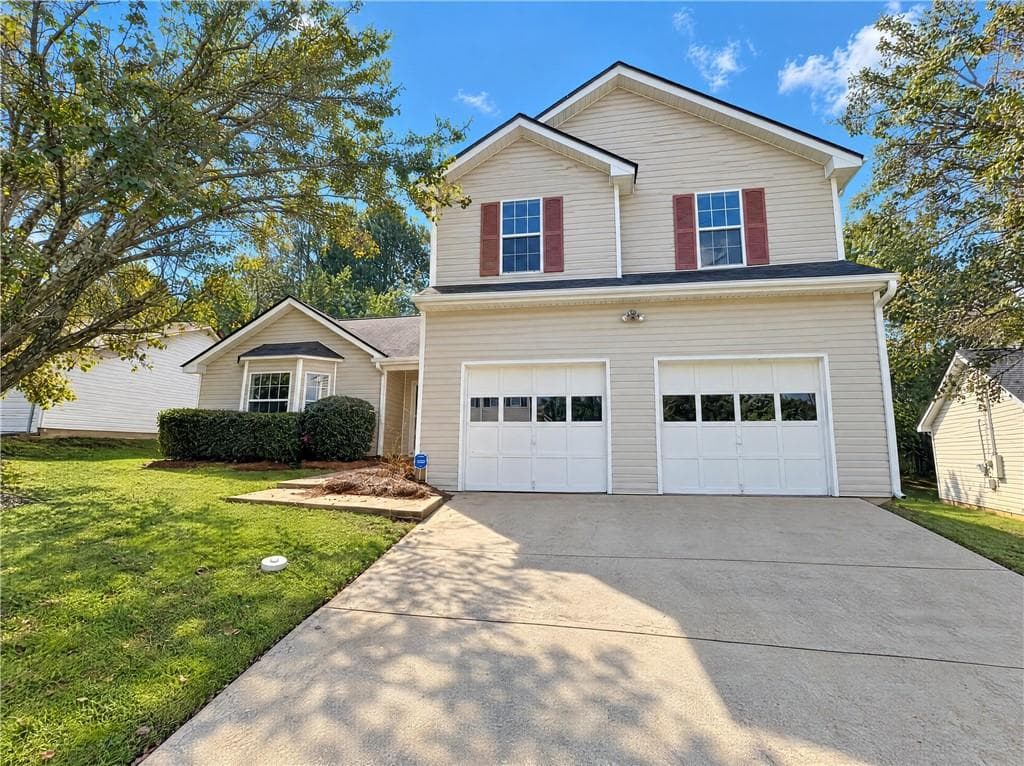 3 bedroom, 3 bathroom, 2,016 sq ft single family residence for sale at 2197 Hidden Creek Drive, Decatur, GA 30035