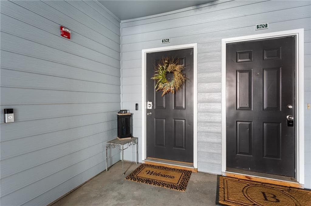 2 bedroom, 3 bathroom, 1,620 sq ft condominium for sale at 506 Vinings Forest Court, Smyrna, GA 30080