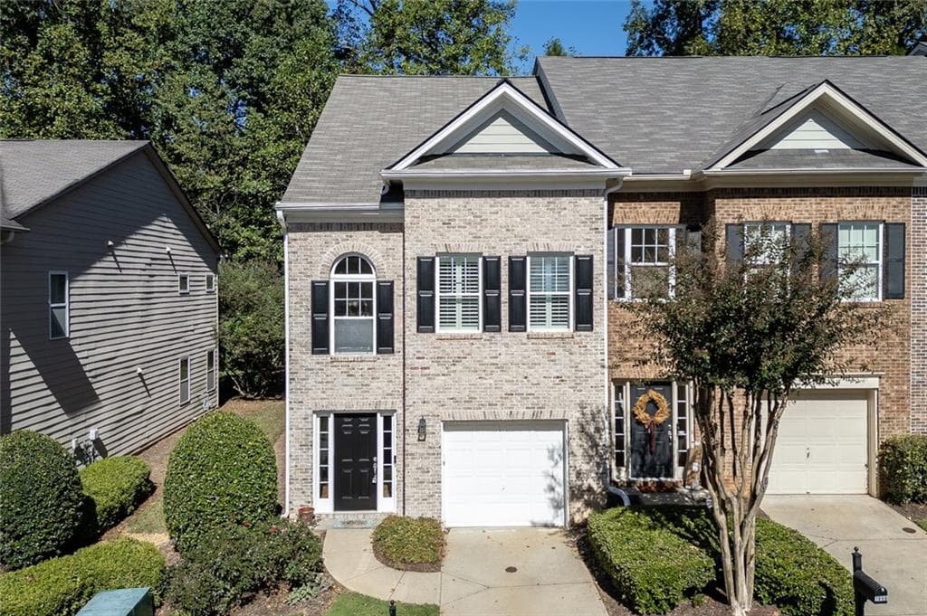 3 bedroom, 4 bathroom, 2,432 sq ft townhouse for sale at 1102 Firethorne Pass, Cumming, GA 30040