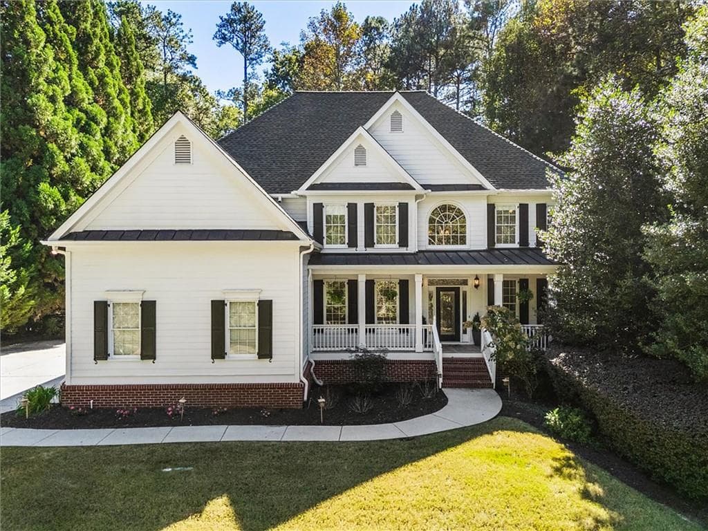 6 bedroom, 5 bathroom, 4,949 sq ft single family residence for sale at 125 Oakhurst Leaf Drive, Alpharetta, GA 30004