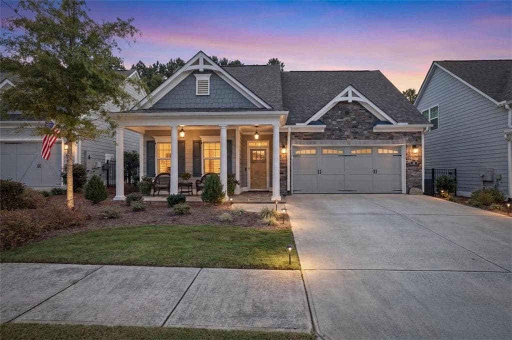 4 bedroom, 3 bathroom, 2,470 sq ft single family residence for sale at 130 Owenby Commons, Woodstock, GA 30188