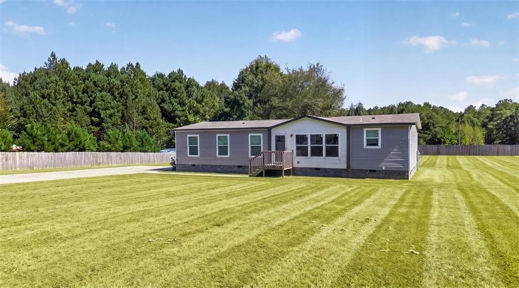 3 bedroom, 2 bathroom, 1,668 sq ft single family residence for sale at 521 Midway Road, Resaca, GA 30735