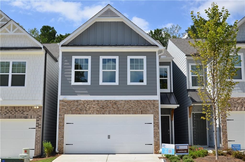 3 bedroom, 3 bathroom, 1,734 sq ft single family residence under contract at 516 Hayes Lane, Canton, GA 30115