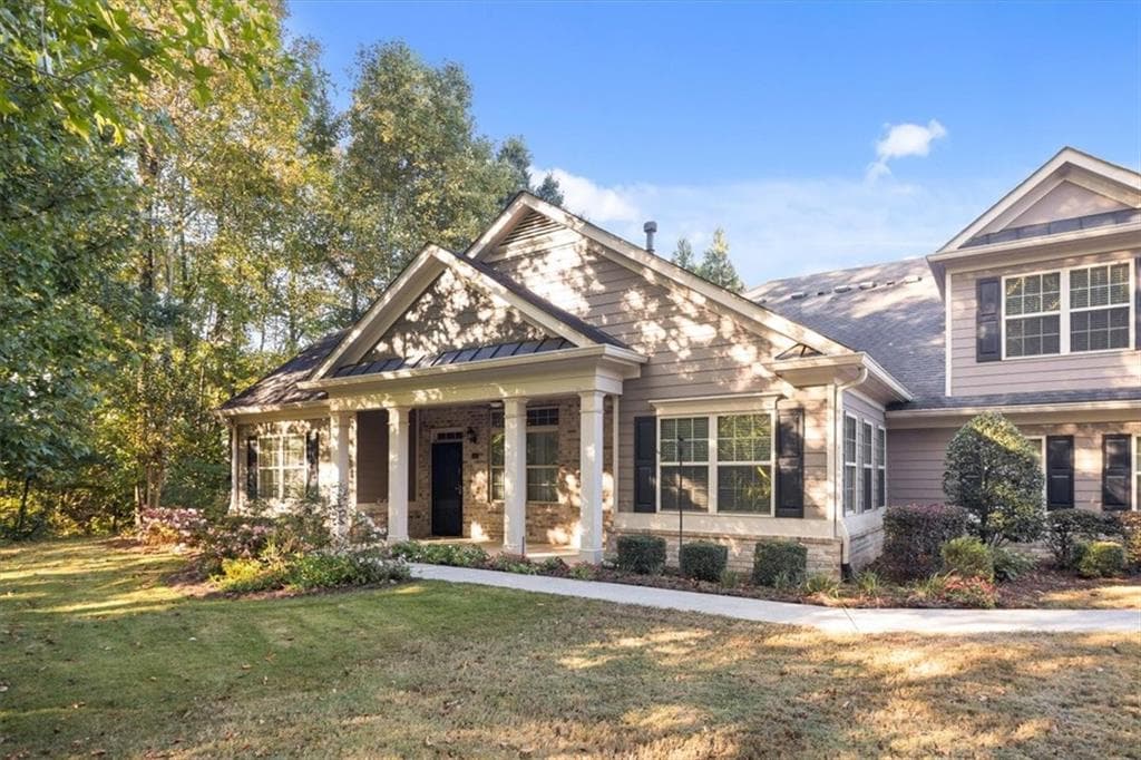3 bedroom, 3 bathroom, 2,317 sq ft condominium for sale at 155 Owens Farm Lane, Woodstock, GA 30188