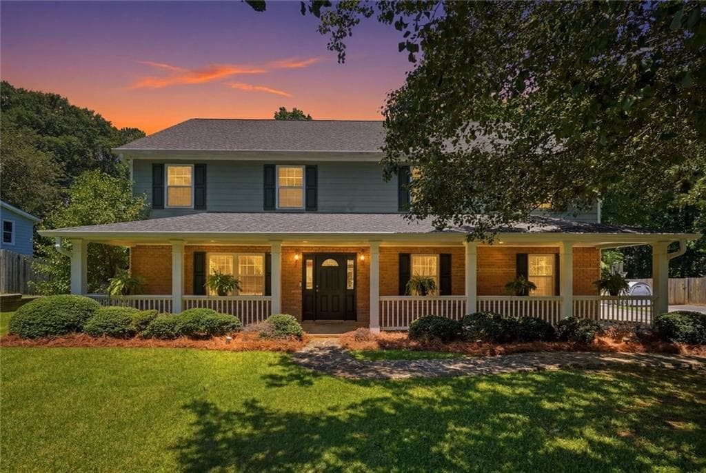 5 bedroom, 4 bathroom, 2,780 sq ft single family residence for sale at 2305 Brafton Court, Acworth, GA 30101