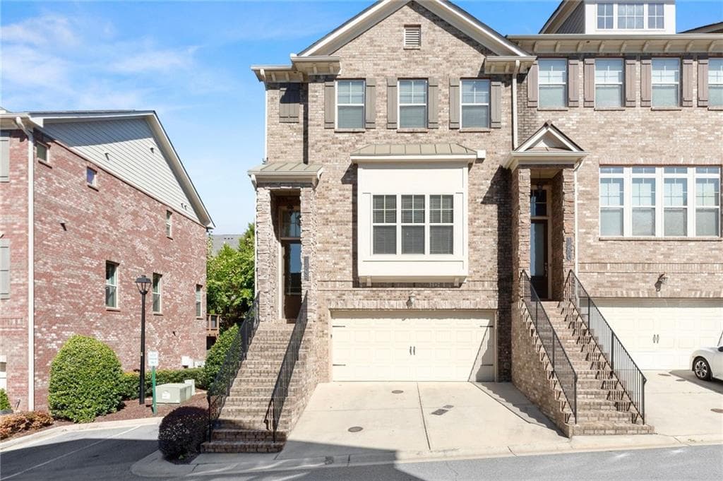 3 bedroom, 4 bathroom, 2,565 sq ft townhouse for sale at 1408 Doublegate Drive, Atlanta, GA 30319