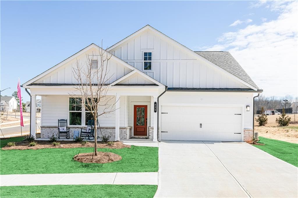4 bedroom, 3 bathroom, 2,690 sq ft single family residence for sale at 729 Coventry Cove Way, Acworth, GA 30102