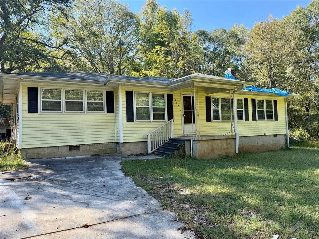 3 bedroom, 1 bathroom, 1,288 sq ft single family residence for sale at 348 Adams Road, Covington, GA 30014