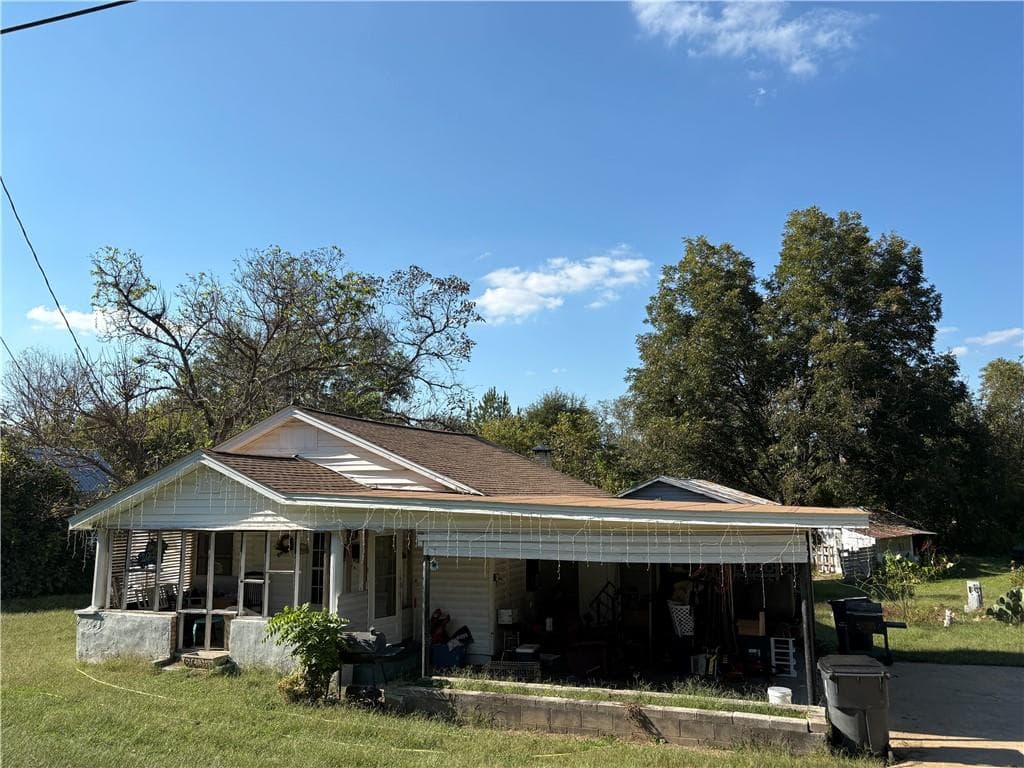 3 bedroom, 2 bathroom, 1,206 sq ft single family residence for sale at 151 Meadow Street, Tallapoosa, GA 30176