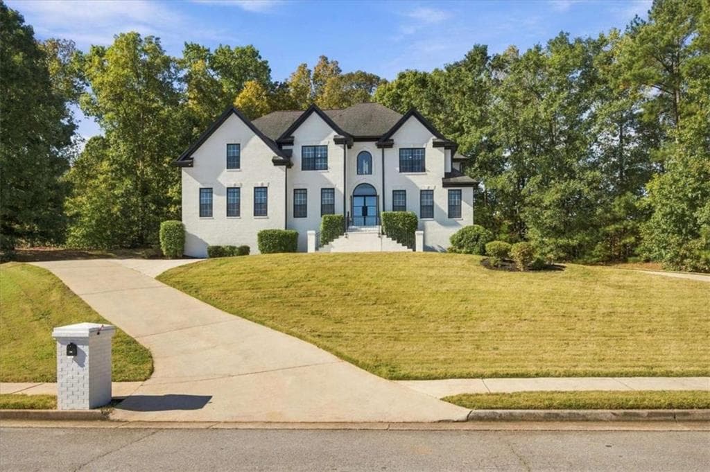 6 bedroom, 5 bathroom, 3,682 sq ft single family residence for sale at 100 James Ridge Drive, Stockbridge, GA 30281