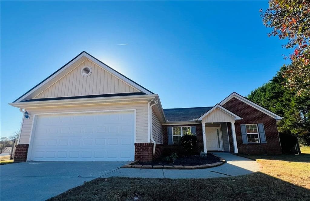 3 bedroom, 2 bathroom, 1,750 sq ft single family residence for sale at 1431 Solomon Drive, Winder, GA 30680