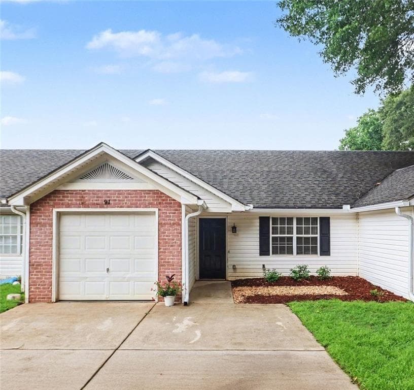 2 bedroom, 1 bathroom, 828 sq ft townhouse for sale at 209 E WILSON Street 91, Villa Rica, GA 30180