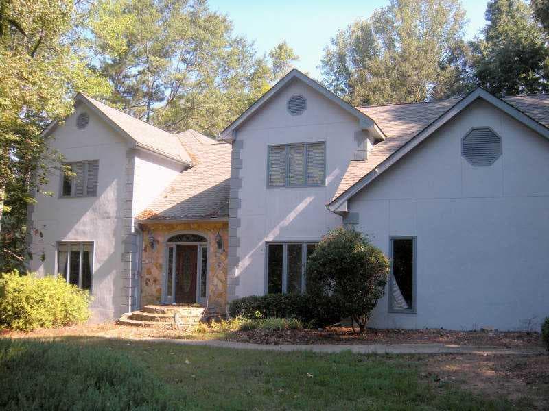 4 bedroom, 4,384 sq ft single family residence sold at 8275 Habersham Waters Road, Atlanta, GA 30350