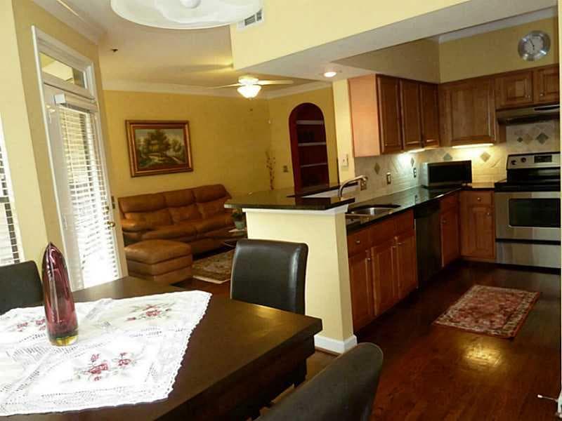 1 bedroom, 919 sq ft condominium sold at 3777 Peachtree Road 1425, Atlanta, GA 30319