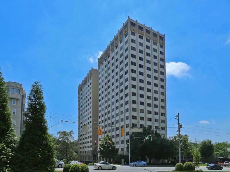 2 bedroom condominium sold at 2479 PEACHTREE Road 1514, Atlanta, GA 30305