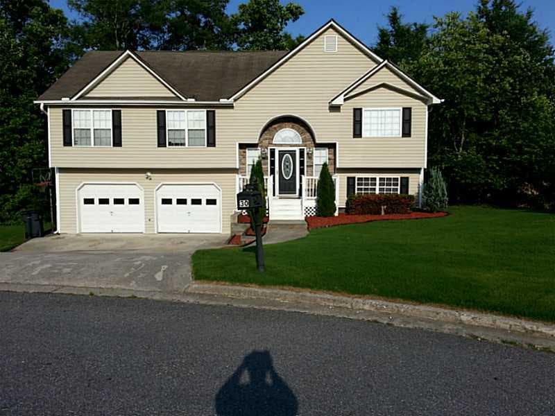 4 bedroom single family residence sold at 30 Horseshoe Bend Court, Dallas, GA 30132
