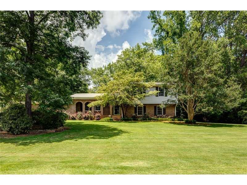3 bedroom, 2,338 sq ft single family residence sold at 6749 Lockridge Drive, Atlanta, GA 30360