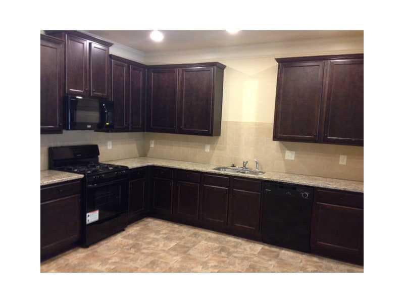 325 Knelston Oak Drive 17, Suwanee, GA 30024 — most recent listing photo