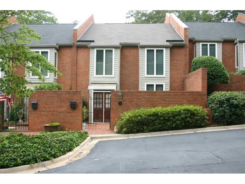 65 Willow Glen 65, Atlanta, GA 30342 — most recent listing photo