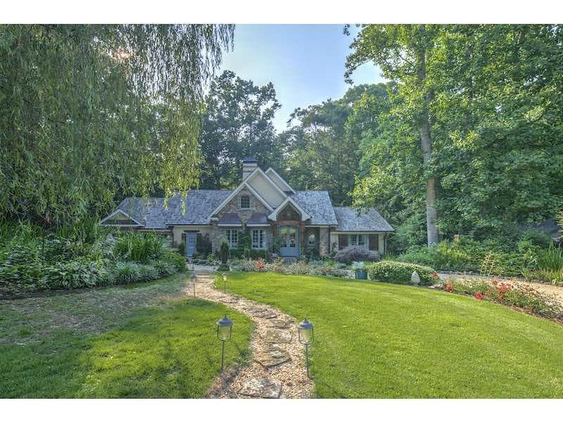 5 bedroom single family residence sold at 4710 Kitty Hawk Place, Atlanta, GA 30342