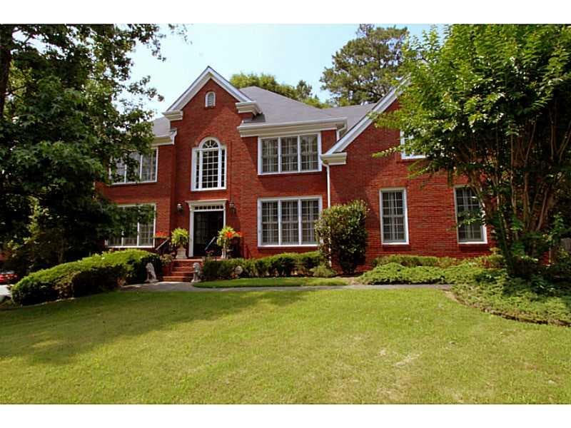 520 Newburgh Way, Roswell, GA 30075 — most recent listing photo