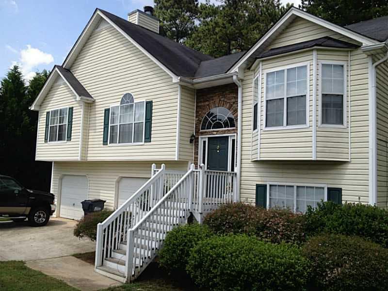 3 bedroom, 1,356 sq ft single family residence sold at 121 Lester Road, Douglasville, GA 30134
