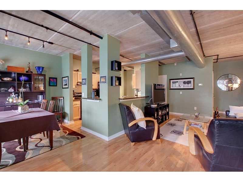 2 bedroom, 1,181 sq ft condominium sold at 800 Peachtree Street 1416, Atlanta, GA 30308