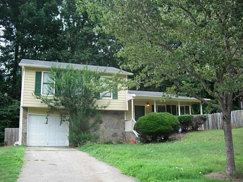 572 Sunfield Drive, Lilburn, GA 30047 — most recent listing photo