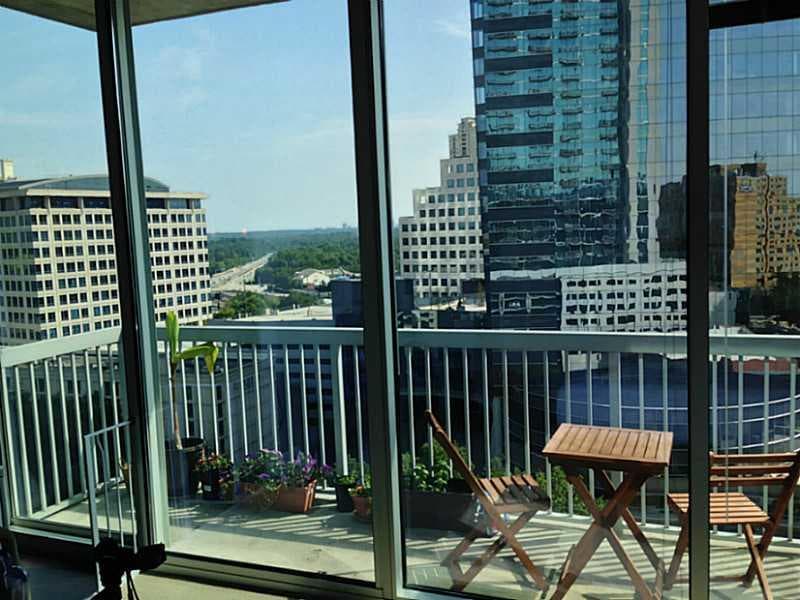 1 bedroom, 798 sq ft condominium sold at 3324 Peachtree Road 1111, Atlanta, GA 30326